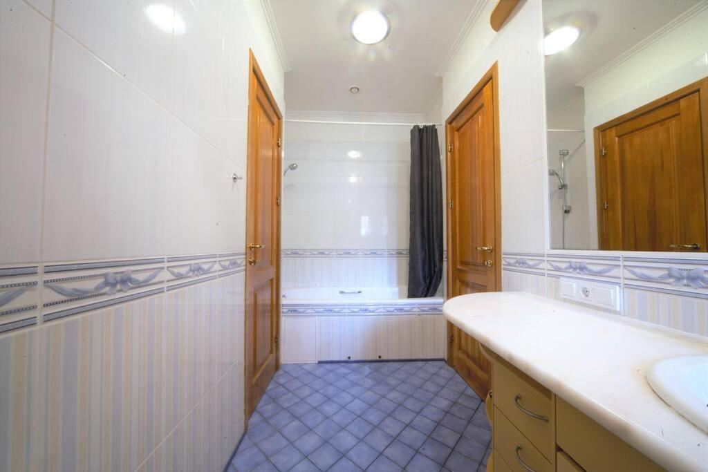 Apartamento Old Town 2 Bedroom / Location *